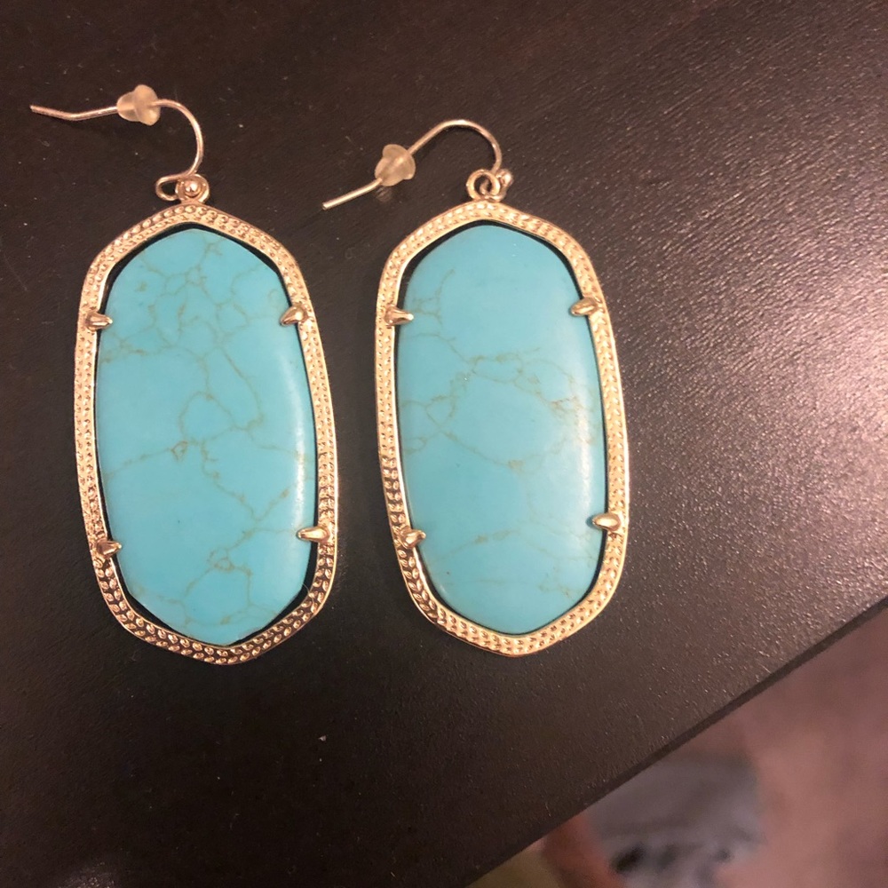 Kendra Scott Danielle earrings